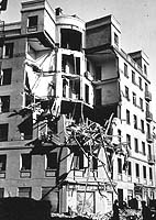 Luis Cernuda en Sevilla, hacia 1910