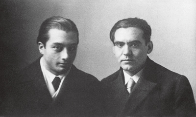 Emilio Aladrén y Federico García Lorca, hacia 1928. Fotografía enviada a Rafael Martínez Nadal. Archivo Rafael Martínez Nadal, Londres. Emilio Aladrén y Federico García Lorca, hacia 1928. Fotografía enviada a Rafael Martínez Nadal. Archivo Rafael Martínez Nadal, Londres.