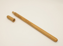 Funda de term&oacute;metro de madera del laboratorio de Enrique Moles, en el Laboratorio de Investigaciones F&iacute;sicas de la Junta para Ampliaci&oacute;n de Estudios, hacia 1900