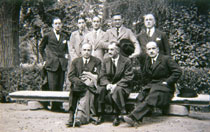 From left to right, standing, Enrique D&iacute;ez Canedo, Jos&eacute; Bergam&iacute;n, Antonio Marichalar, Alfonso Reyes, and Mauritius Bacarisse; seated, Eugenio d'Ors, Jos&eacute; Moreno Villa, and Jos&eacute; Ortega y Gasset in the commemoration of the 25 years of Mallarm&eacute;, September 11, 1923. Photo by Jos&eacute; Mar&iacute;a Chac&oacute;n. Fundaci&oacute;n Jos&eacute; Ortega y Gasset, Madrid