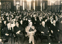 Audience at the first lecture given by Jos&eacute; Ortega y Gasset after the civil war, " Idea del teatro" at the Madrid Ateneo,  April 5, 1946. Photo by C. Portillo. Fundaci&oacute;n Jos&eacute; Ortega y Gasset, Madrid