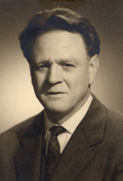 Manuel de Ter&aacute;n en 1958. Archivo de la Familia Ter&aacute;n Troyano